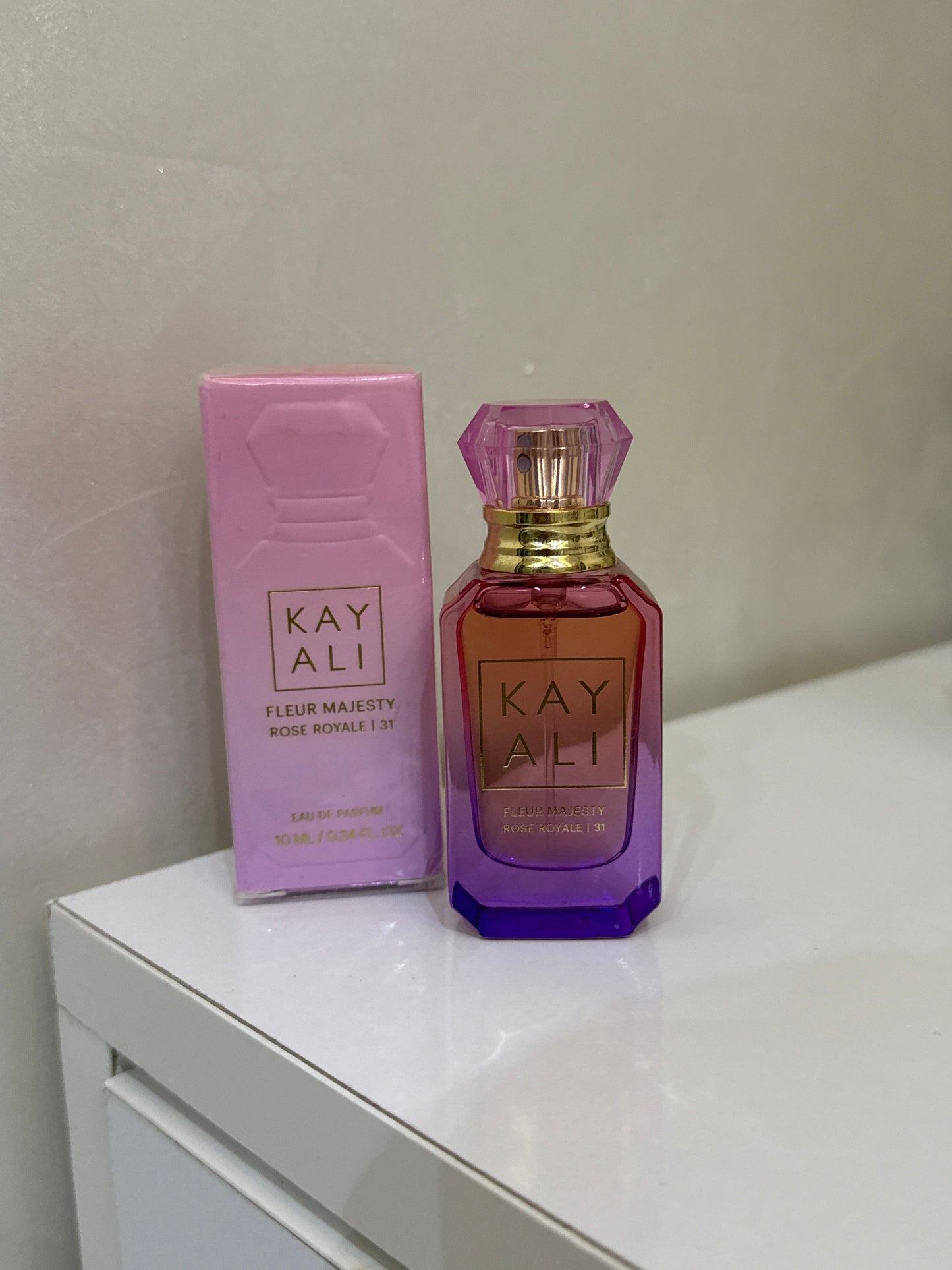 Miniature Kayali Fleur Majesty Rose Royale 10 ml