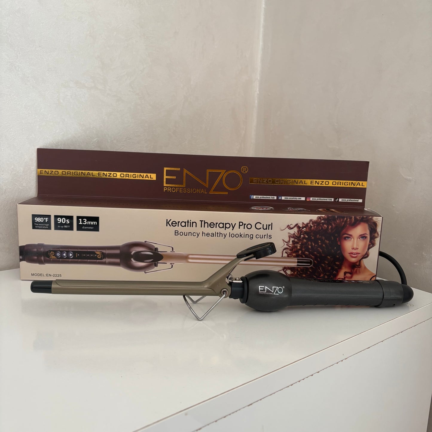 Boucleur cheveux - ENZO - EN-2224 - Céramique Tourmaline - 980°F - 22 pouces